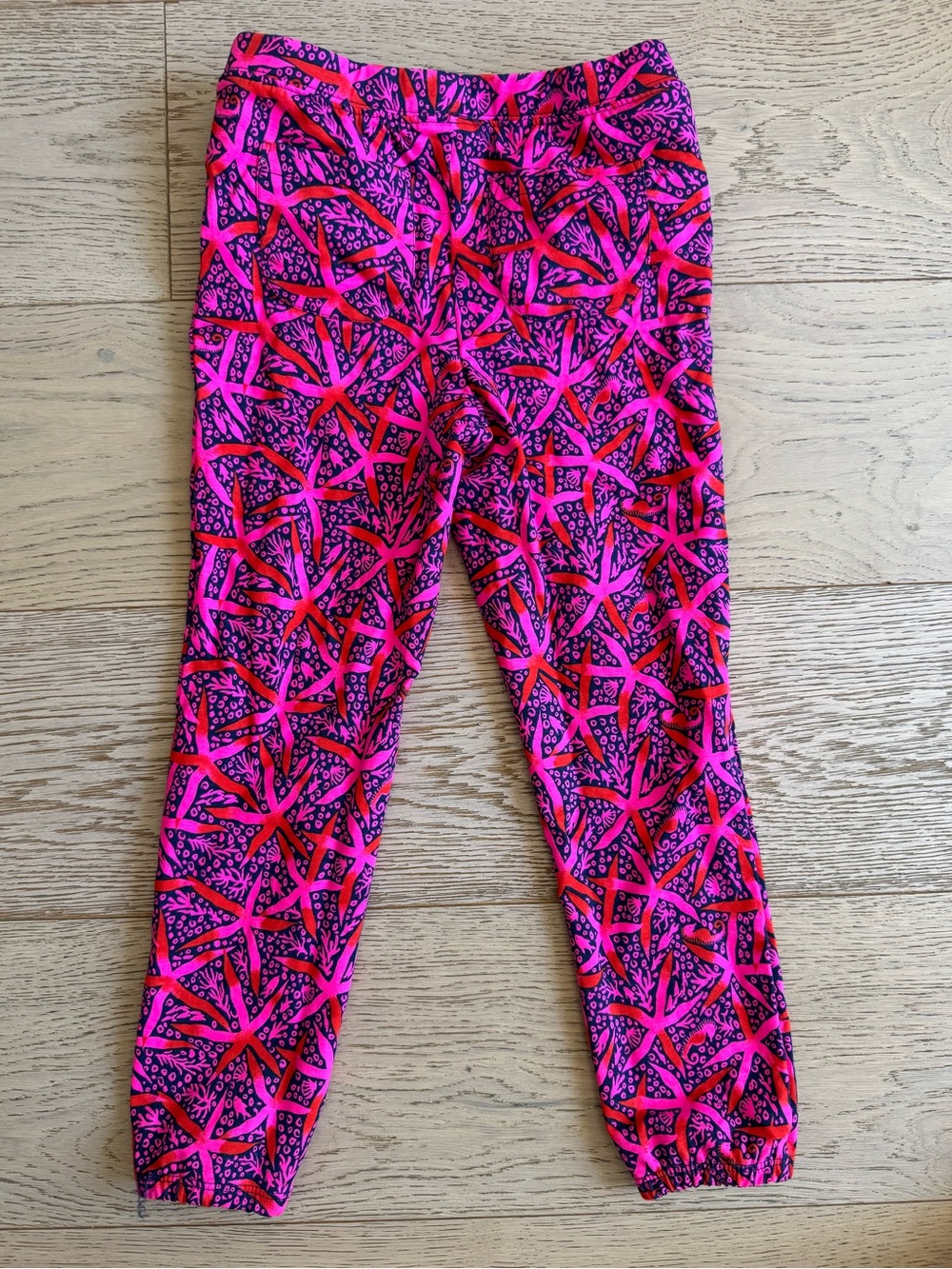 Lilly Pulitzer Mini Mallie terry jogger pant in passion fruit pink Sz: 6-7 Girls